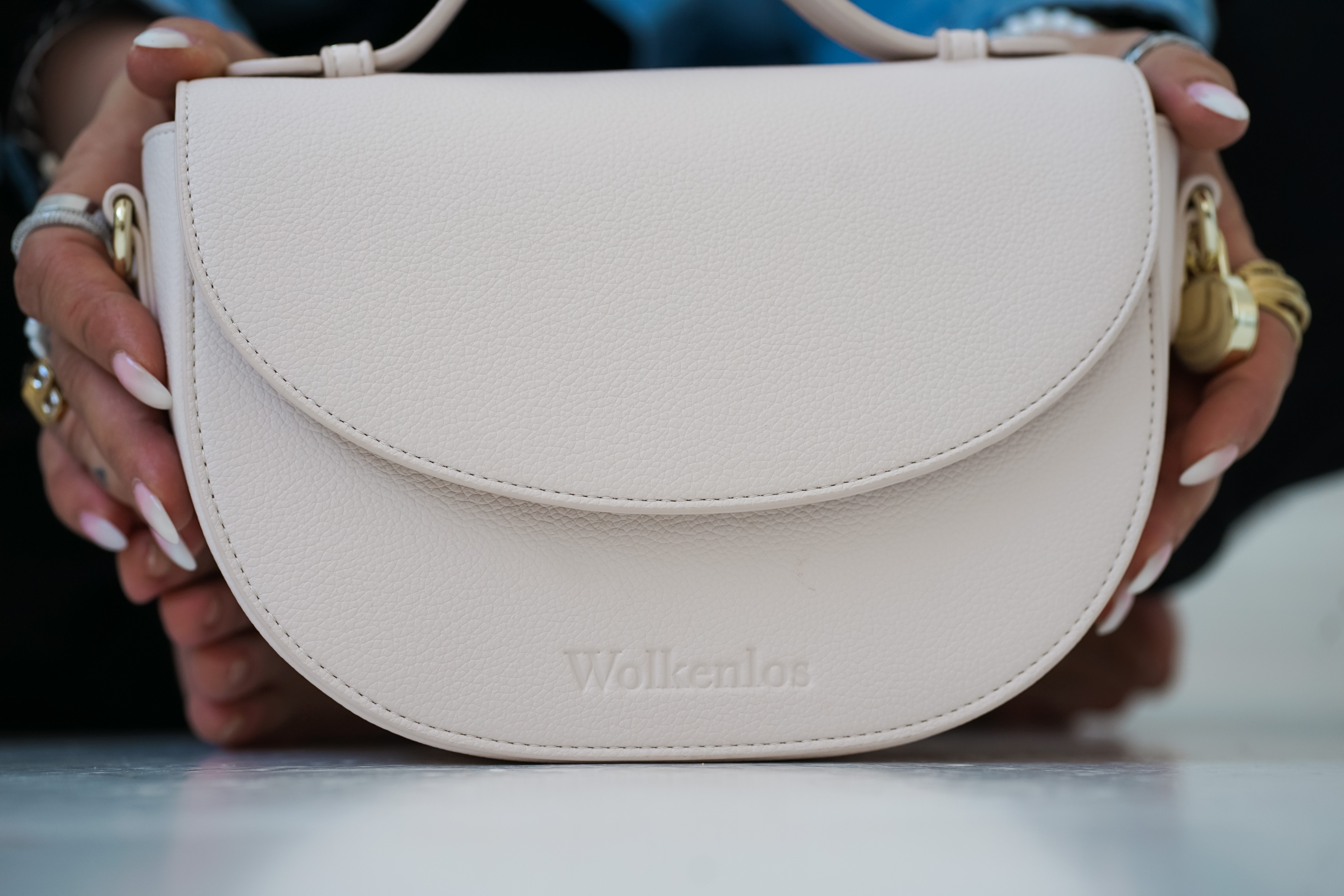|default:Tasche "Maea"|default:.NAME